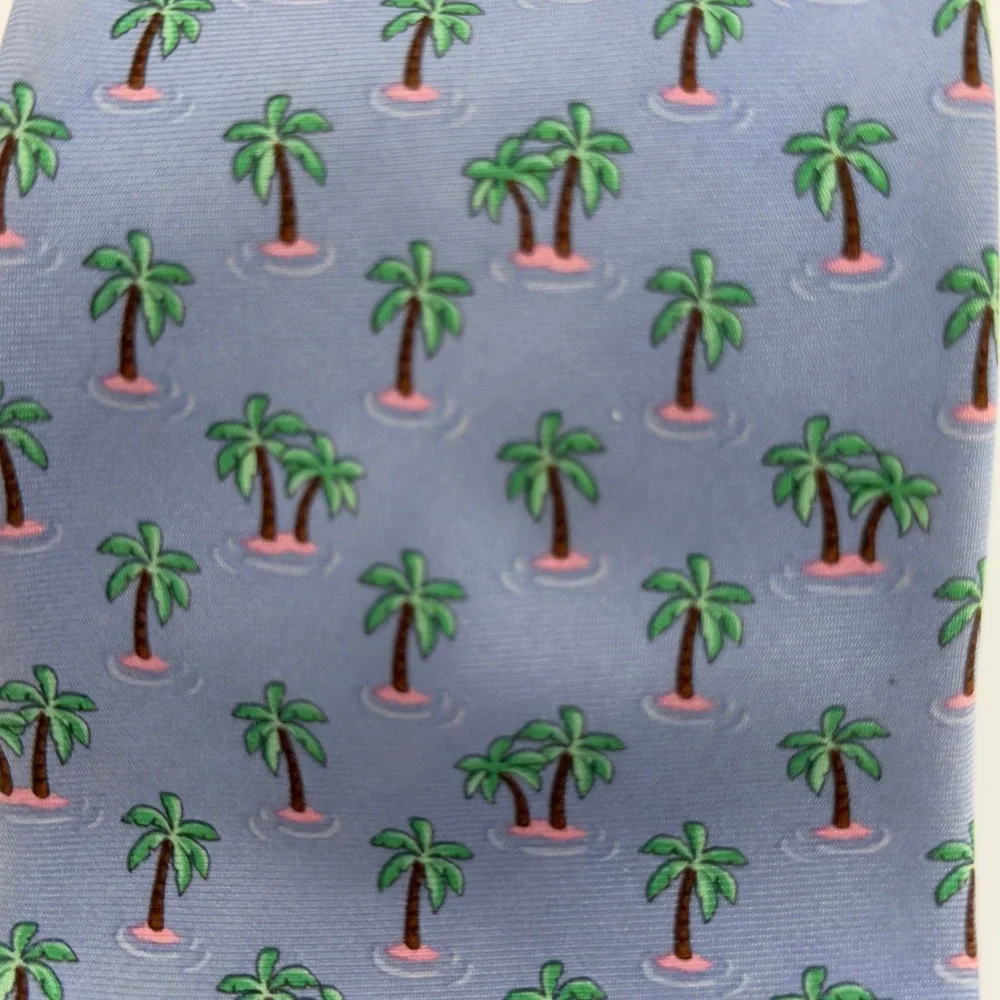 Brooks Brothers Mens Silk Tie Light Blue Palm Tree Tropical Island Print Necktie